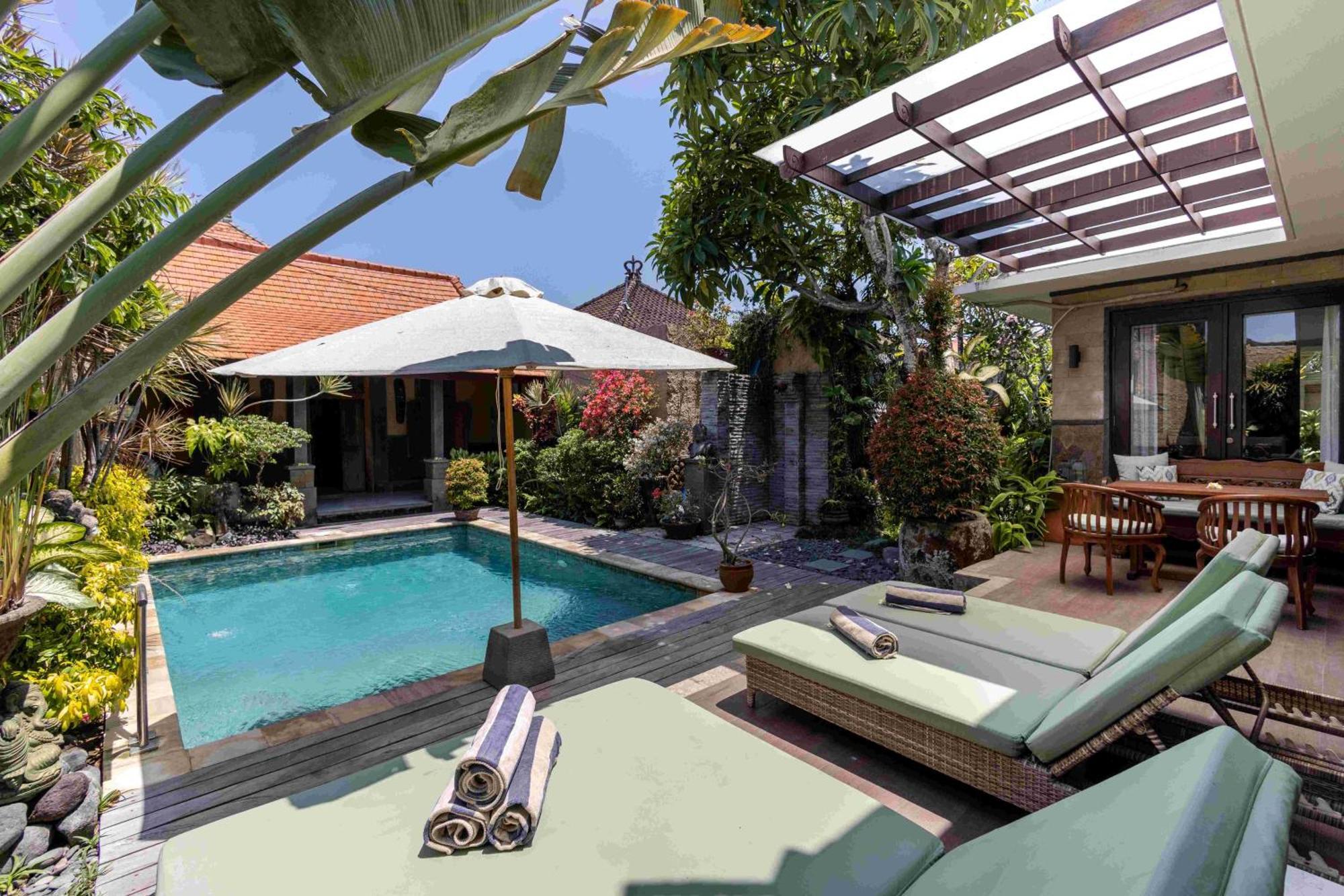 Villa Nesanur - Comfortable & Spacious Beachside Sanur エクステリア 写真