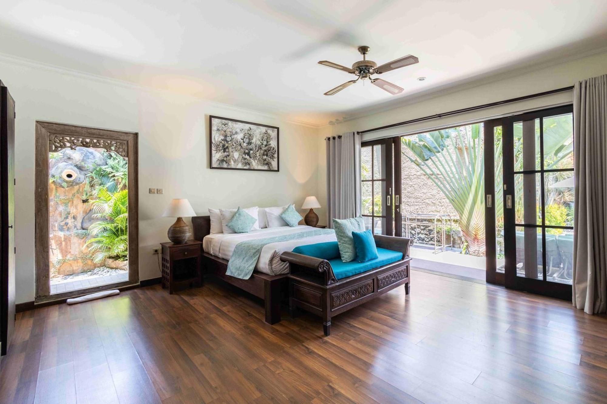 Villa Nesanur - Comfortable & Spacious Beachside Sanur エクステリア 写真